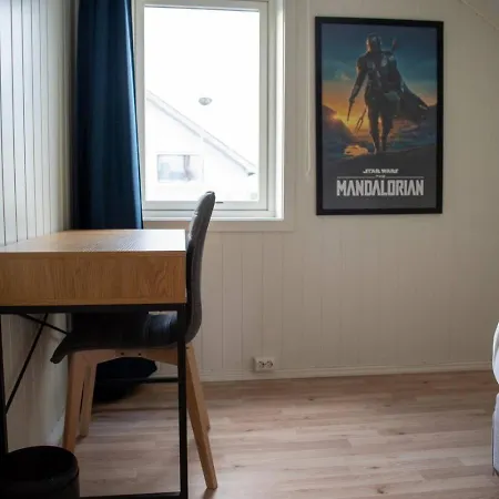 Spacious Aurora Family Feriehus